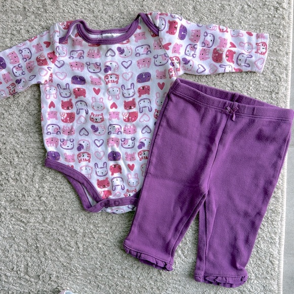 7 Piece Girl's Cuddle Bear,Carter's,Welcome World...Mix & Match Bundle-Size 3-6M - Picture 8 of 12